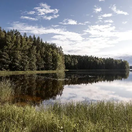Rustic Off-grid On Private Island With Sauna Near Tarjanne, Pohjaslahti, Finland *